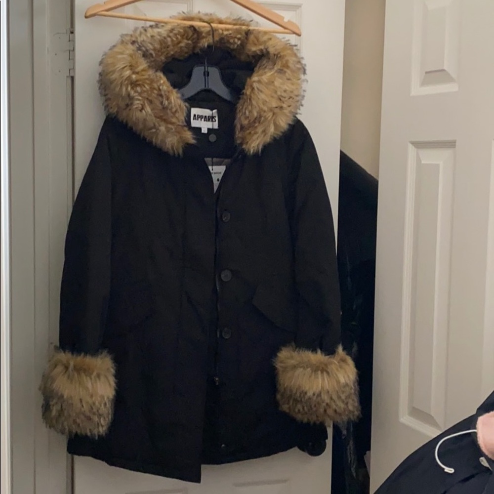 Apparis faux fur coat- Black size L- brand new - Picture 7 of 8
